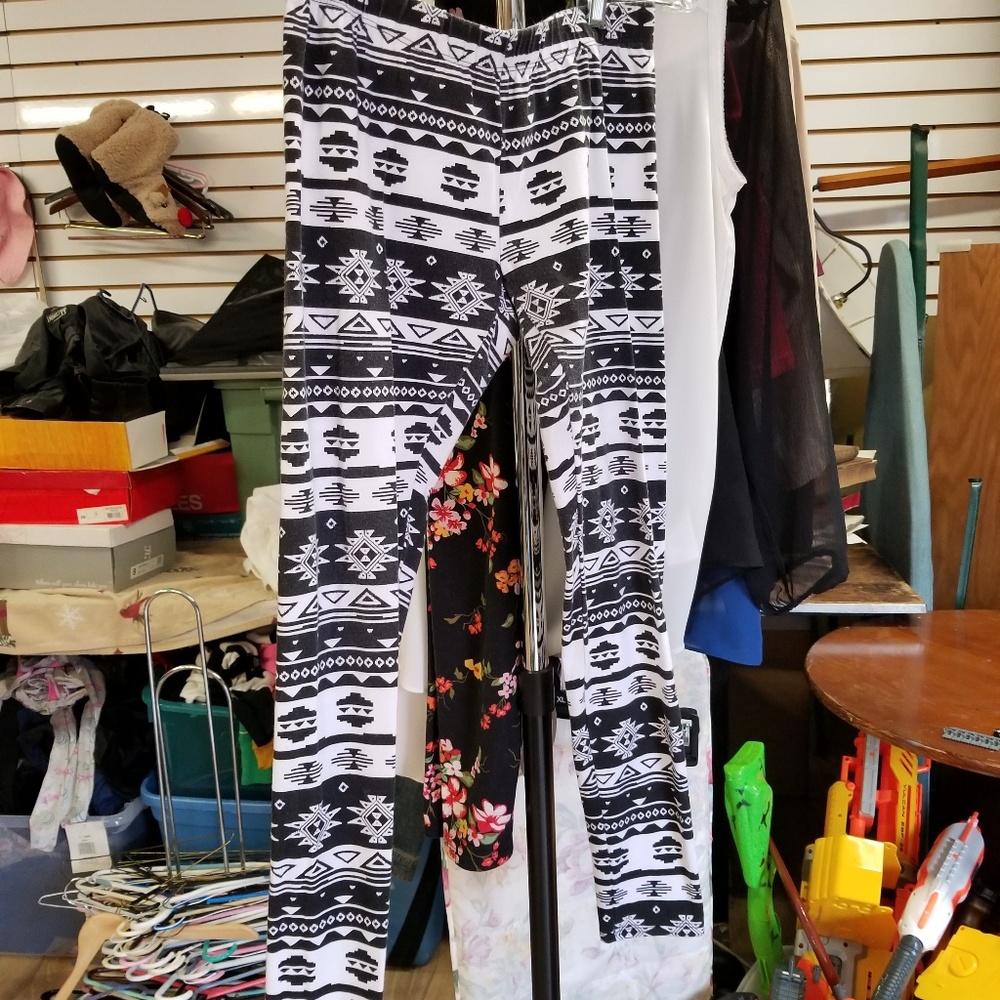 LEGGINGS!